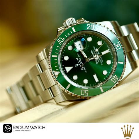 rolex the hulk ราคา|รีวิวนาฬิกา Rolex : Submariner HULK นาฬิกาที่เคยมีราคาสูงถึง 1 ล้าน .